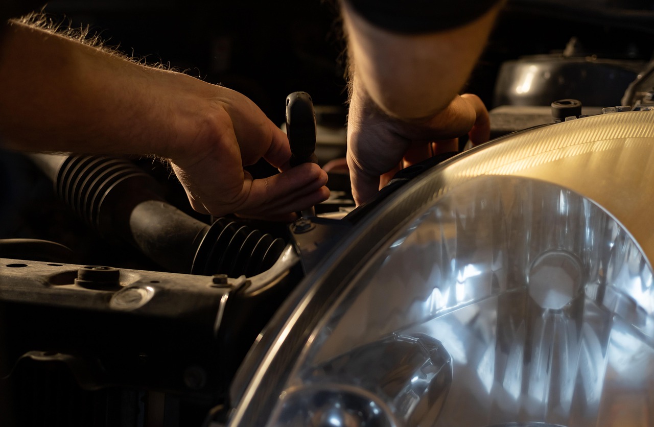 car mechanic, repair, car, assembly, garage, mechanic, service, maintenance, vehicle, auto, wrench, automotive, car wallpapers, engine, work, workshop, closeup