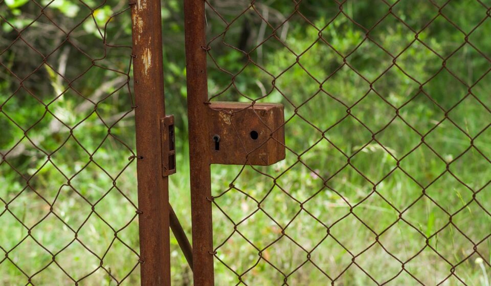 portal, lock, rust, fence, access