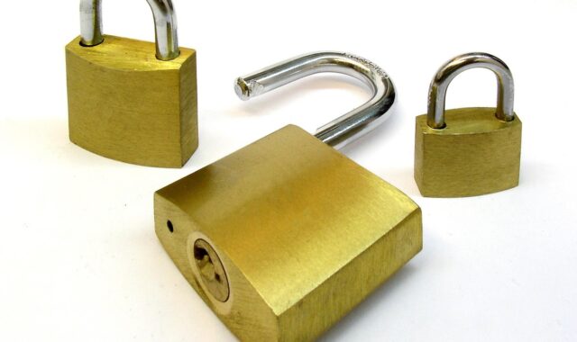 castle, castles, security, padlock, secure, closed, shut down, metal, lock, locked, lockable, shut off, close, to graduate, to, open